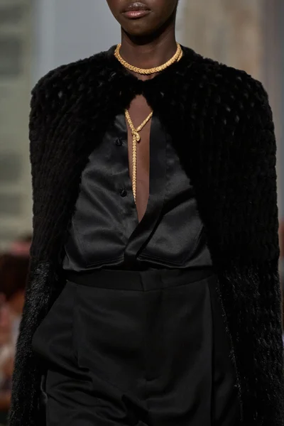 Look 59